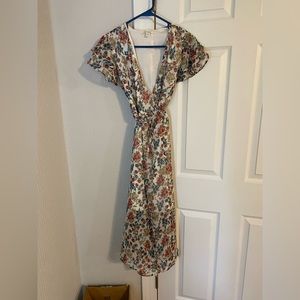 Floral women’s medium wrap dress